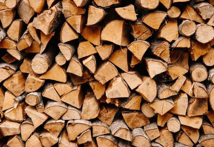 Des stères de bois de toute taille mis à votre disposition